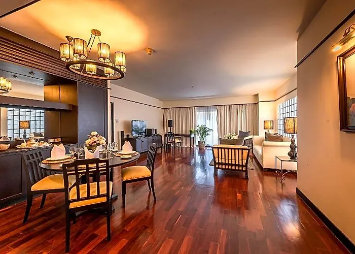 Hotel Pantip 4*